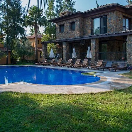 Calbis Otel 3*